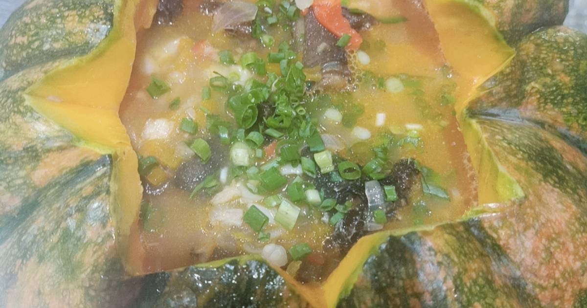 Gà hấp bí đỏ