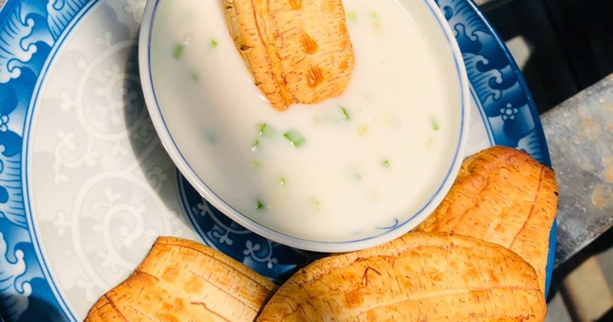Chuối nướng + nước cốt dừa