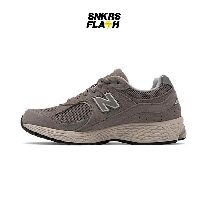 NEW BALANCE 2002R MARBLEHEAD ALUMINUM - Size 38