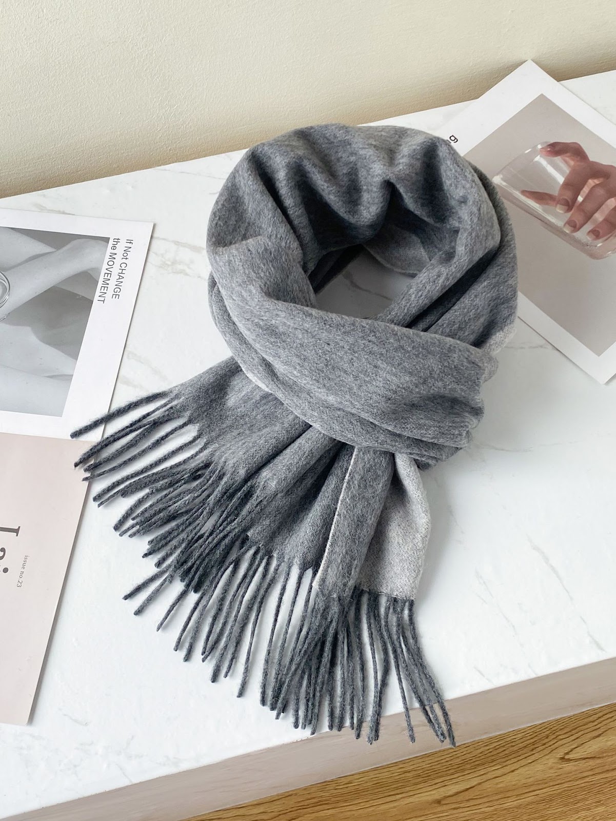 Checked wool scarf with fringes, 188x30 cm