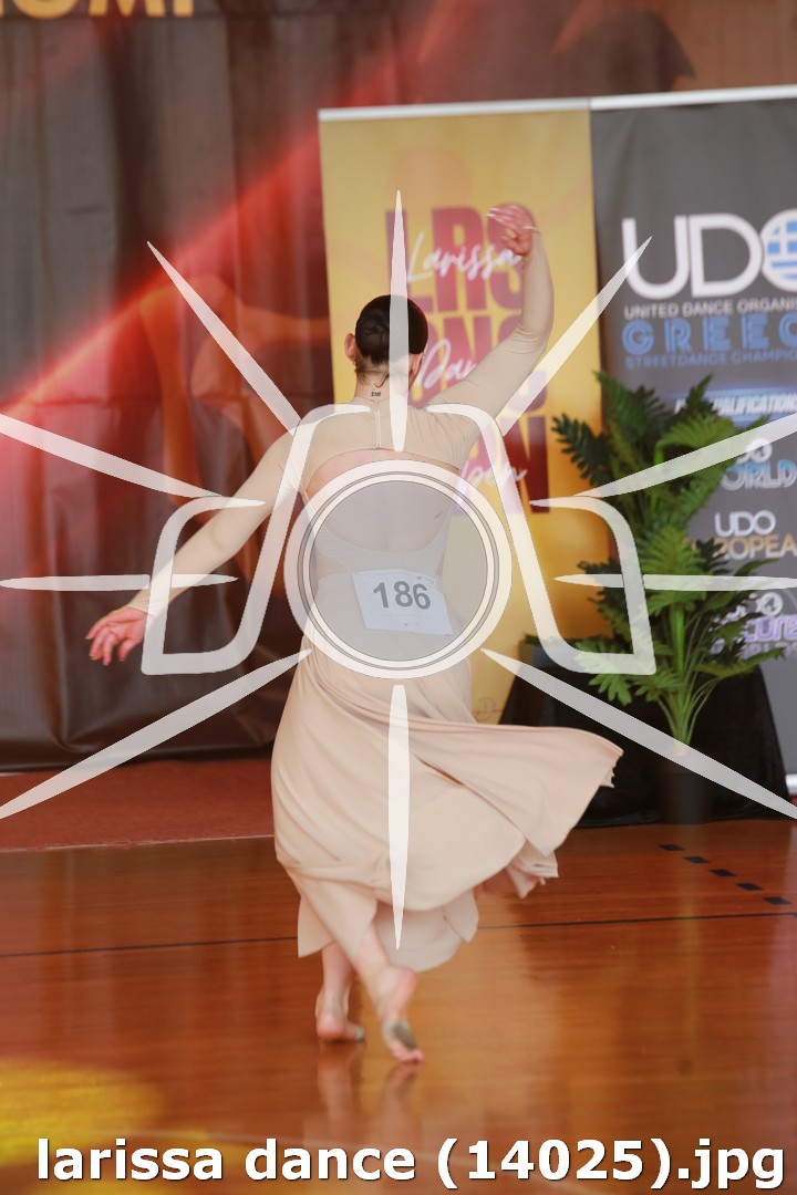 larissa dance (14025).jpg