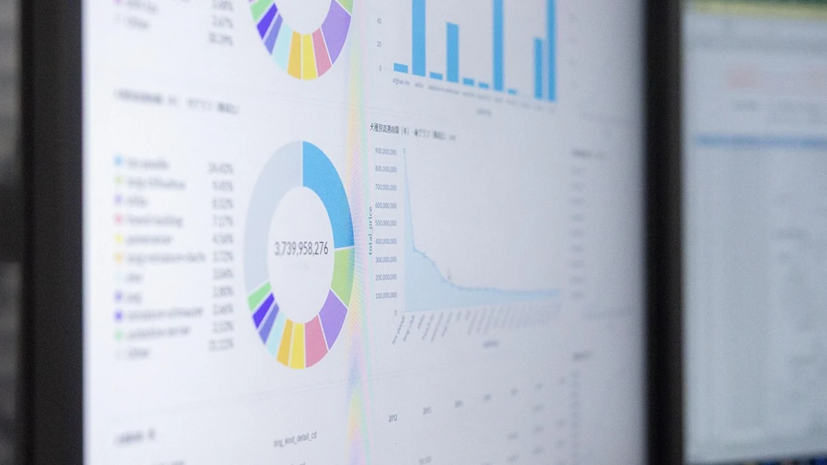 금리 인상 결정 과정과 한국 경제에 미치는 구조적 영향 분석