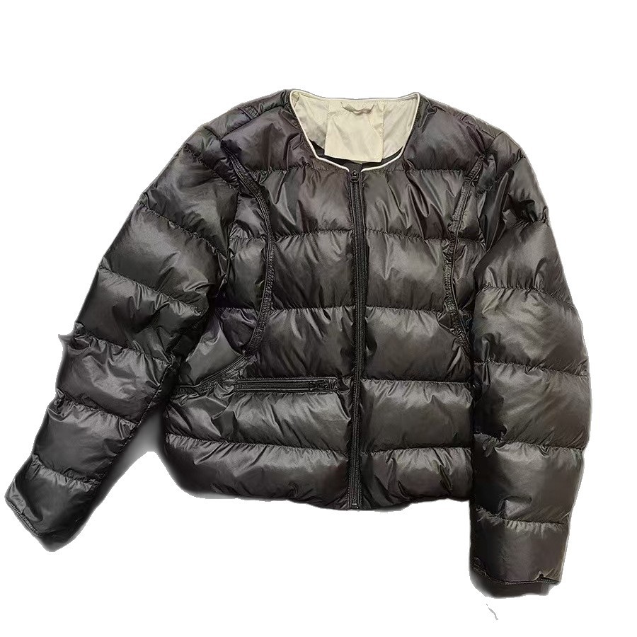 Short women's down jacket, round neckline, lightweight