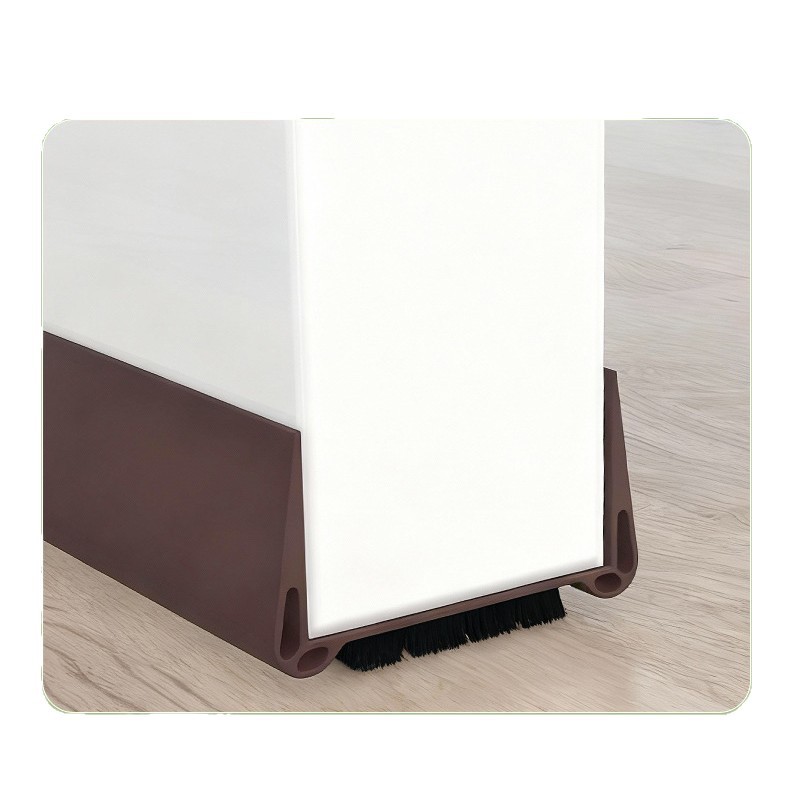 U-shaped door bottom seal with felt