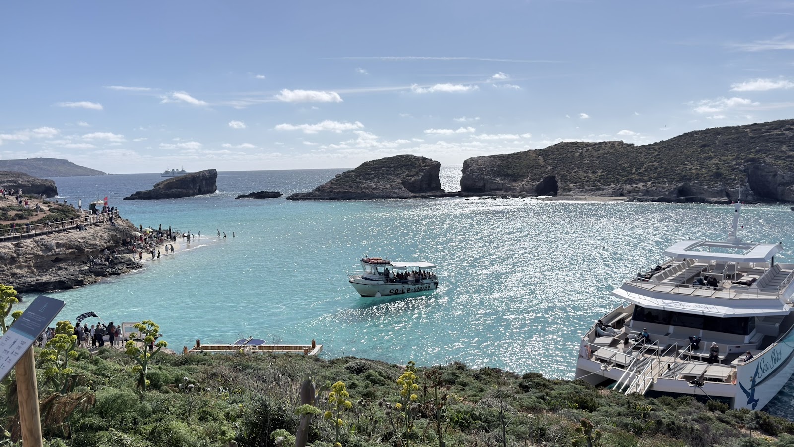 Bahía del Blue Lagoon con barcos