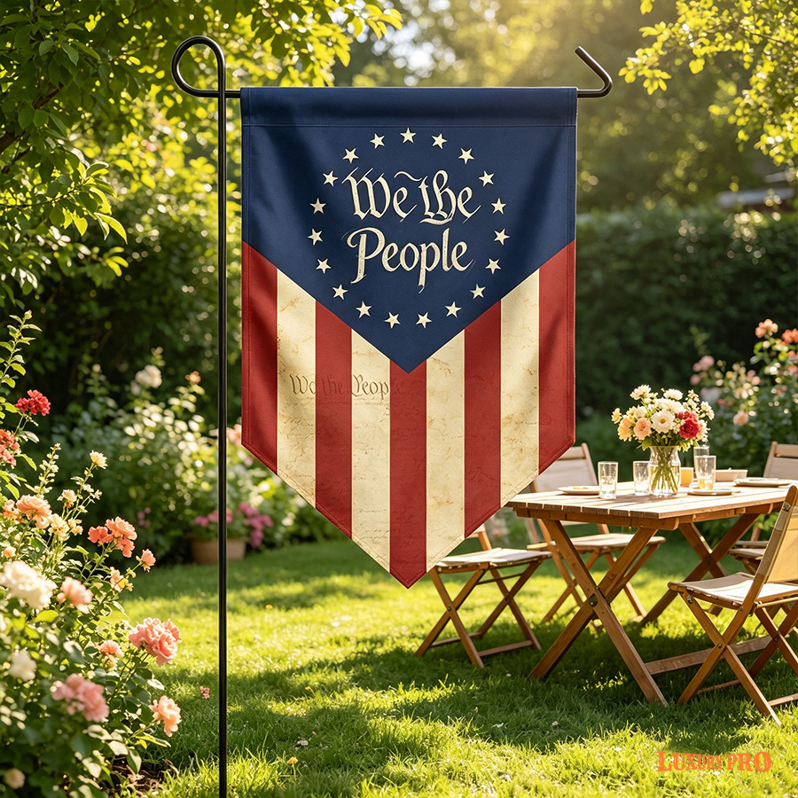 Double-pointed Garden Flag