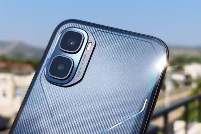 Smartphone gaming cấu hình 'khủng', pin 6.500mAh, giá 10,7 triệu đồng - Tạp chí Doanh Nghiệp Việt Nam