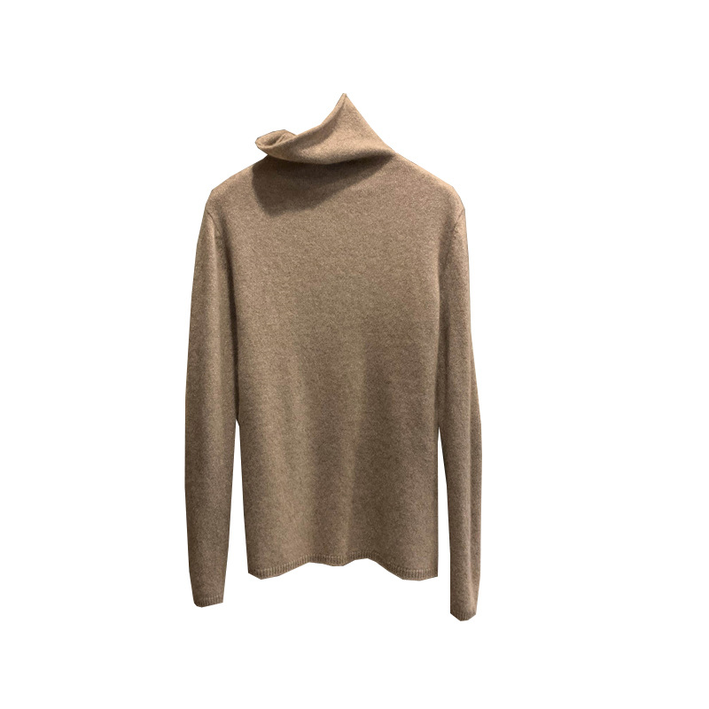Women's wool sweater with stand-up collar and shine effect