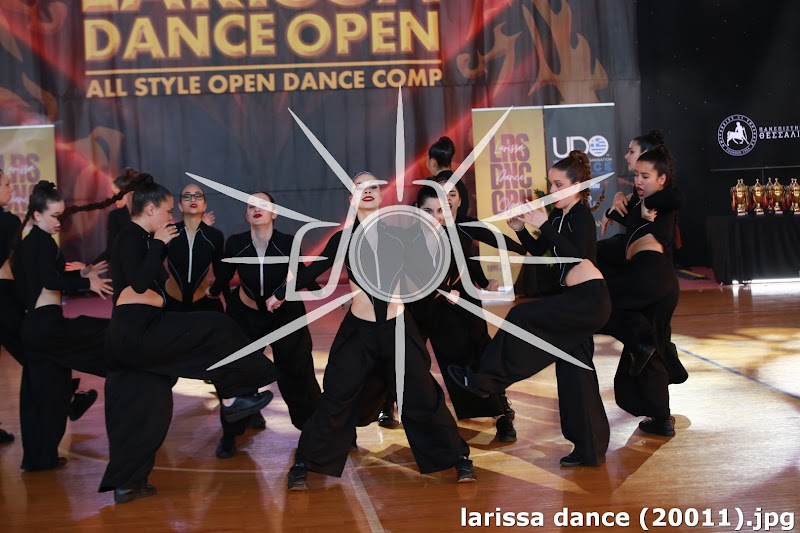 larissa dance (20011).jpg