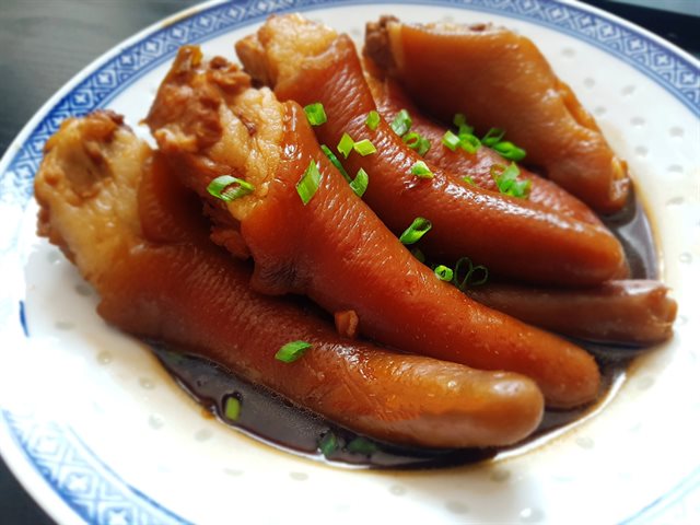 Đuôi Heo Om Nước Tương