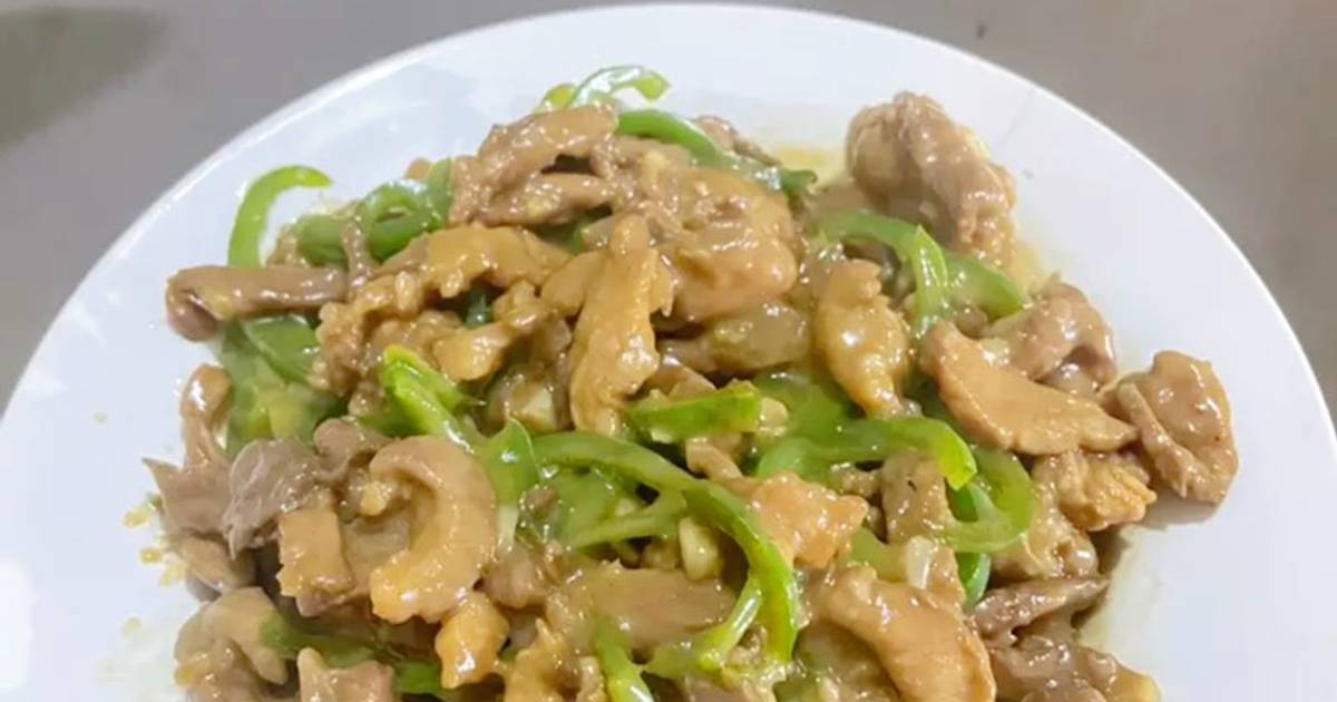 Thịt lợn xào ớt xanh