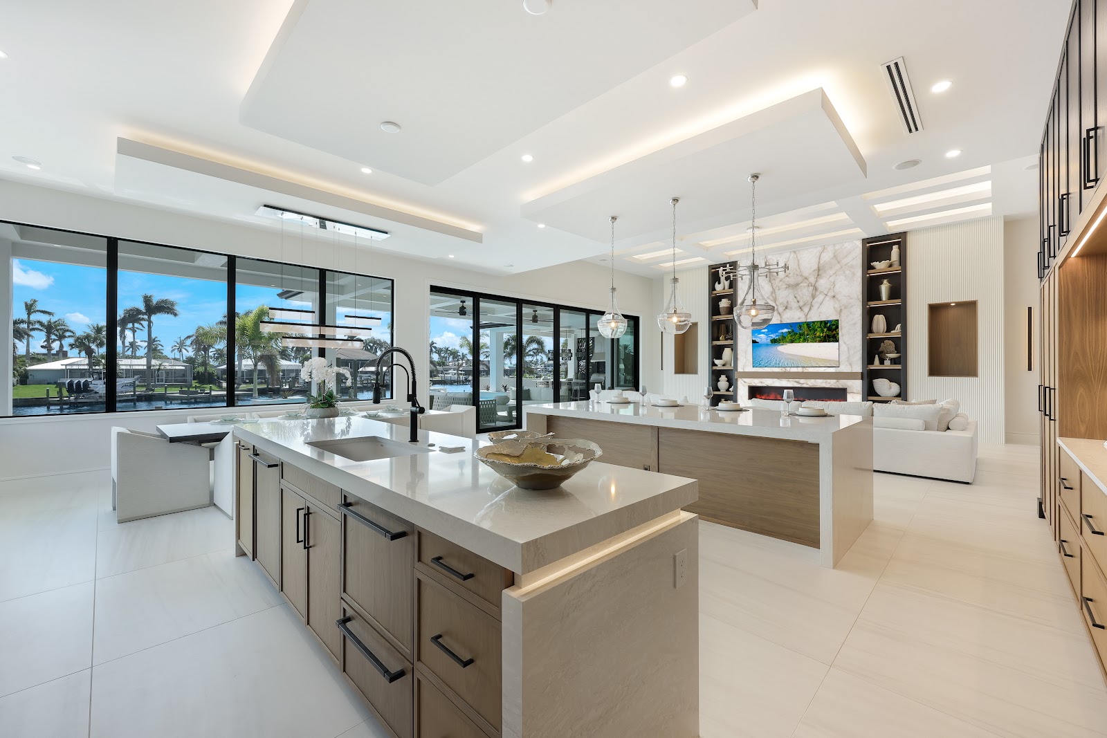Baypoint Residence interior