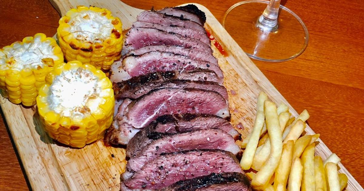 Ức vịt áp chảo - Magret de Canard
