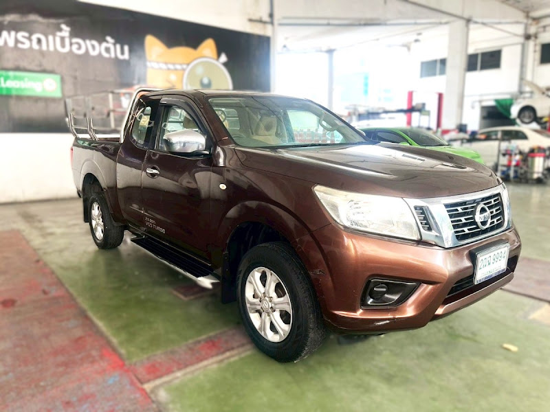 NISSAN NAVARA