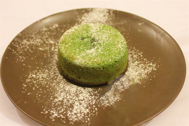 Bánh Núi Lửa Trà Xanh - Molten Lave Cake