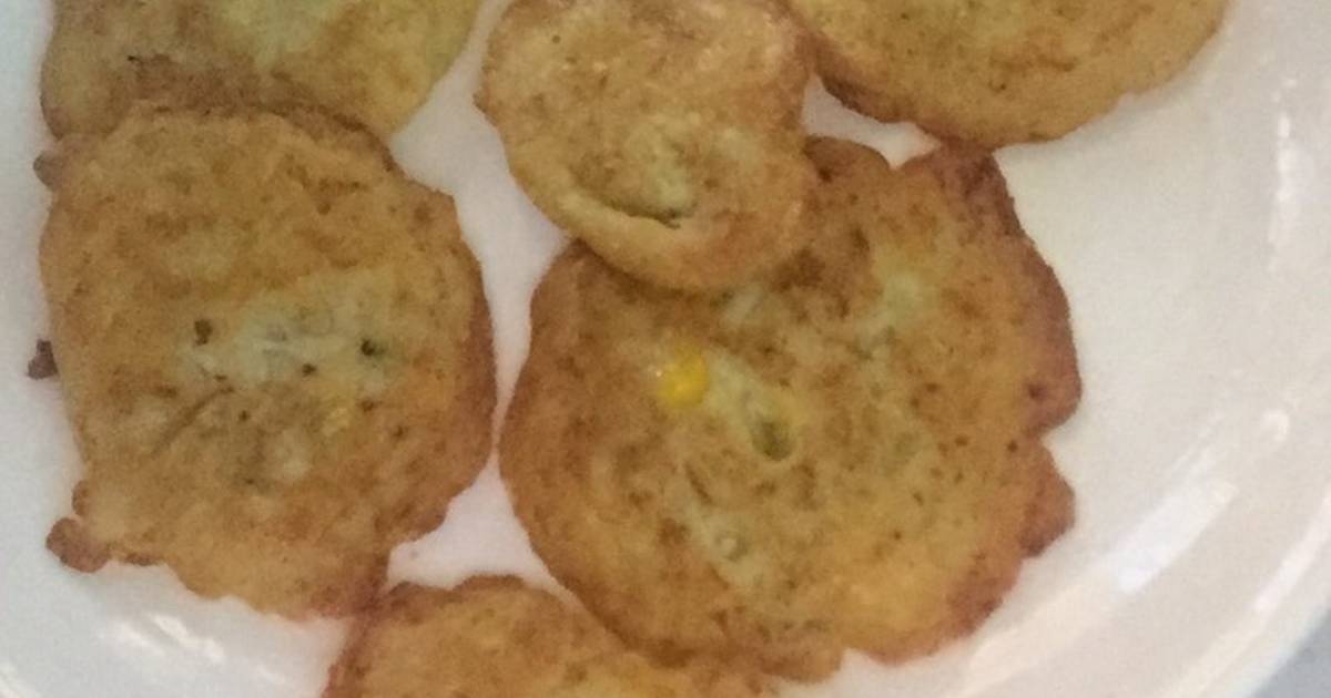 Bánh bắp cá cơm