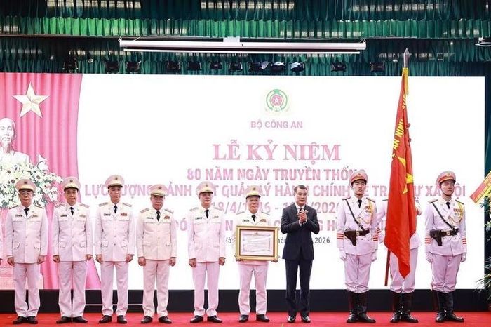 Xây dựng lực lượng cảnh sát QLHC TTXH chính quy, tinh nhuệ, hiện đại - Đài Phát thanh và truyền hình Hà Nội