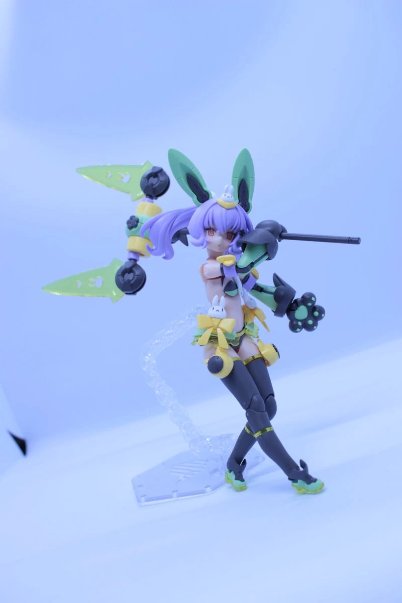 Carácter del dispositivo Megami NanoBanana Low Poly