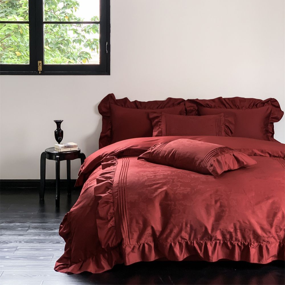 Satin bedding set made of long-staple cotton, geometric