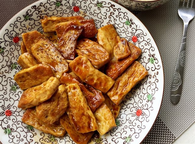 Đậu Hũ Chiên Sốt Nước Tương Chua Ngọt