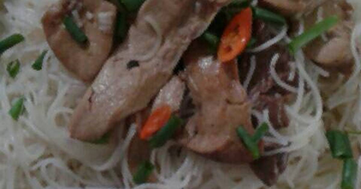 Bún gạo xào tim cật