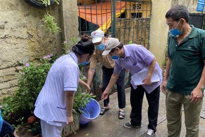 Chủ động phòng, chống SXH từ cộng đồng: Giải pháp ngăn dịch bùng phát - Đài Phát thanh và truyền hình Hà Nội