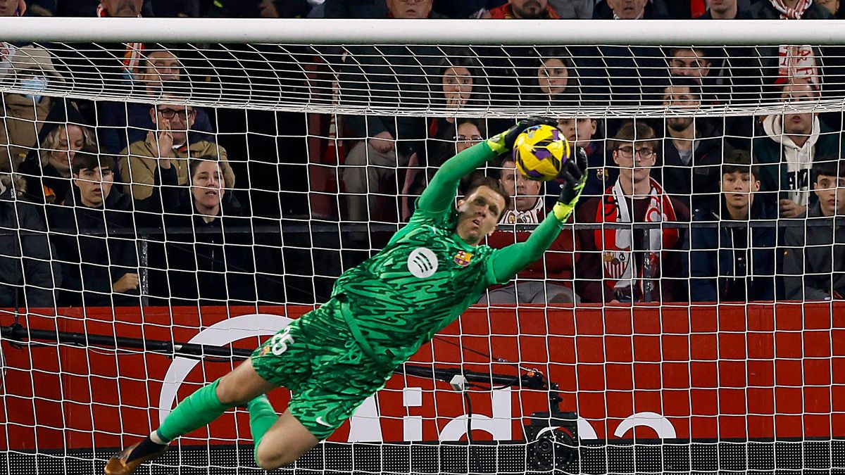 Khoảnh khắc triệu view của Szczesny - Tạp chí Tri thức