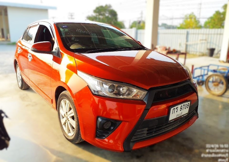 TOYOTA YARIS ECO