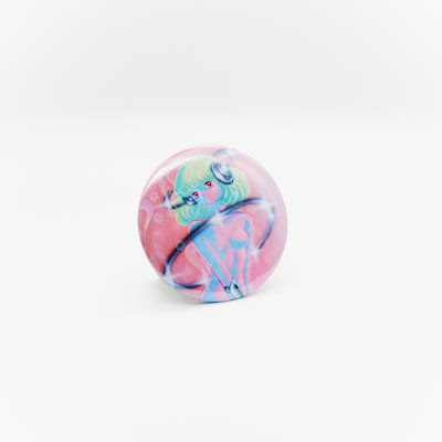 Round Badge