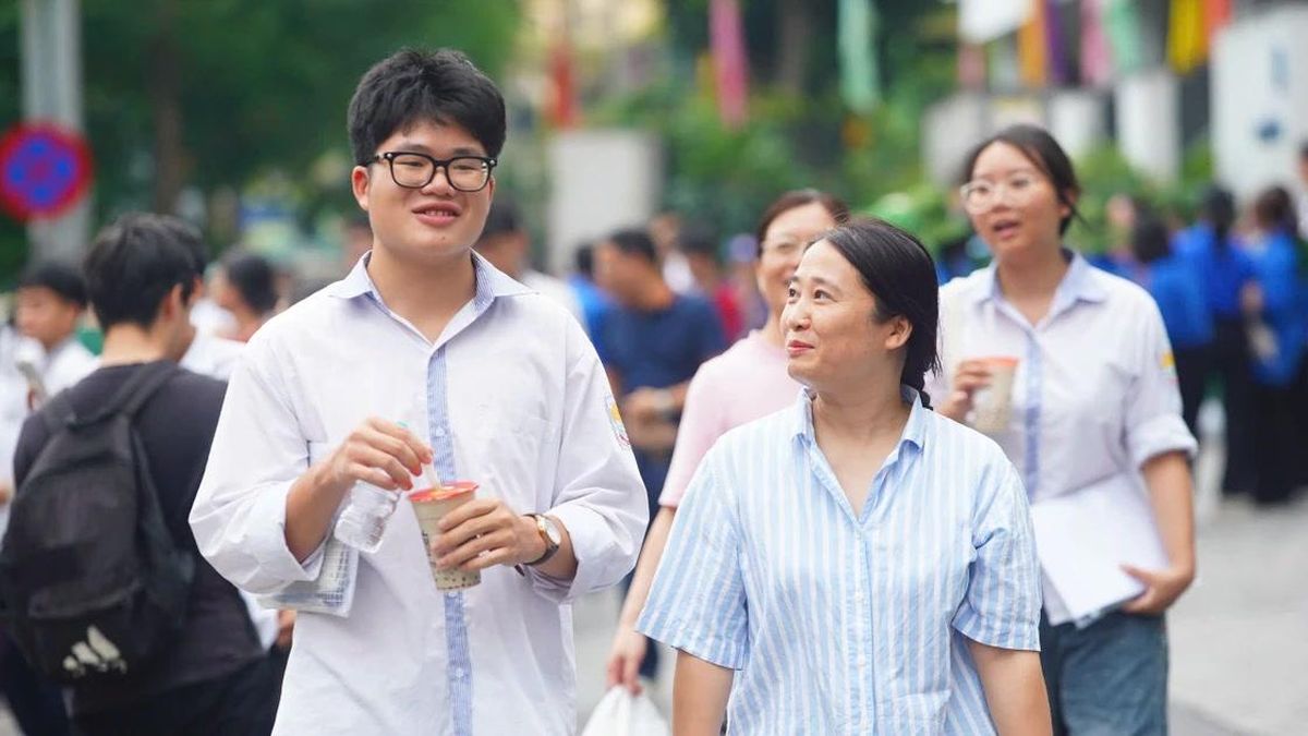 Thi tốt nghiệp THPT môn tự chọn, cập nhật giải đề nhanh nhất - Báo Tiền Phong