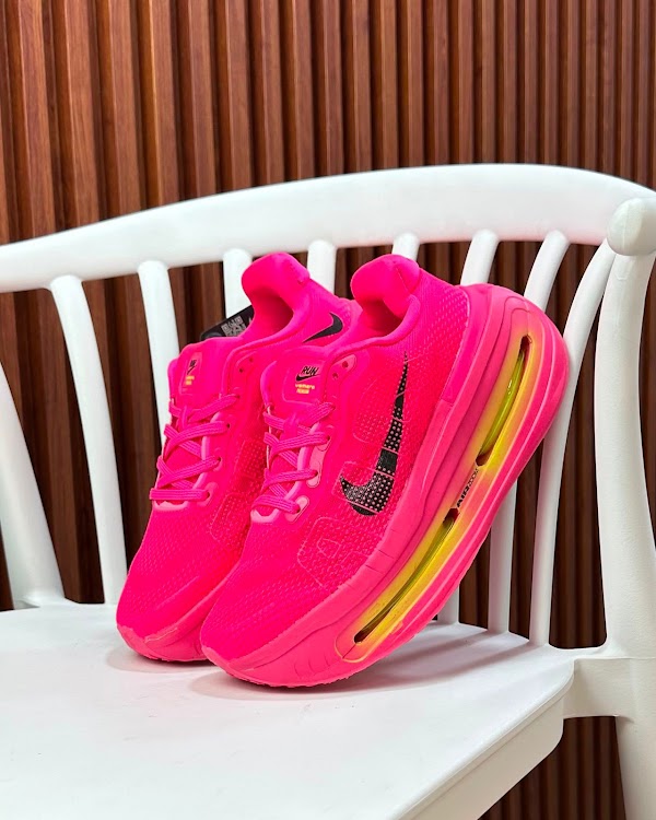 Nike Vomero Zoom Fucsia