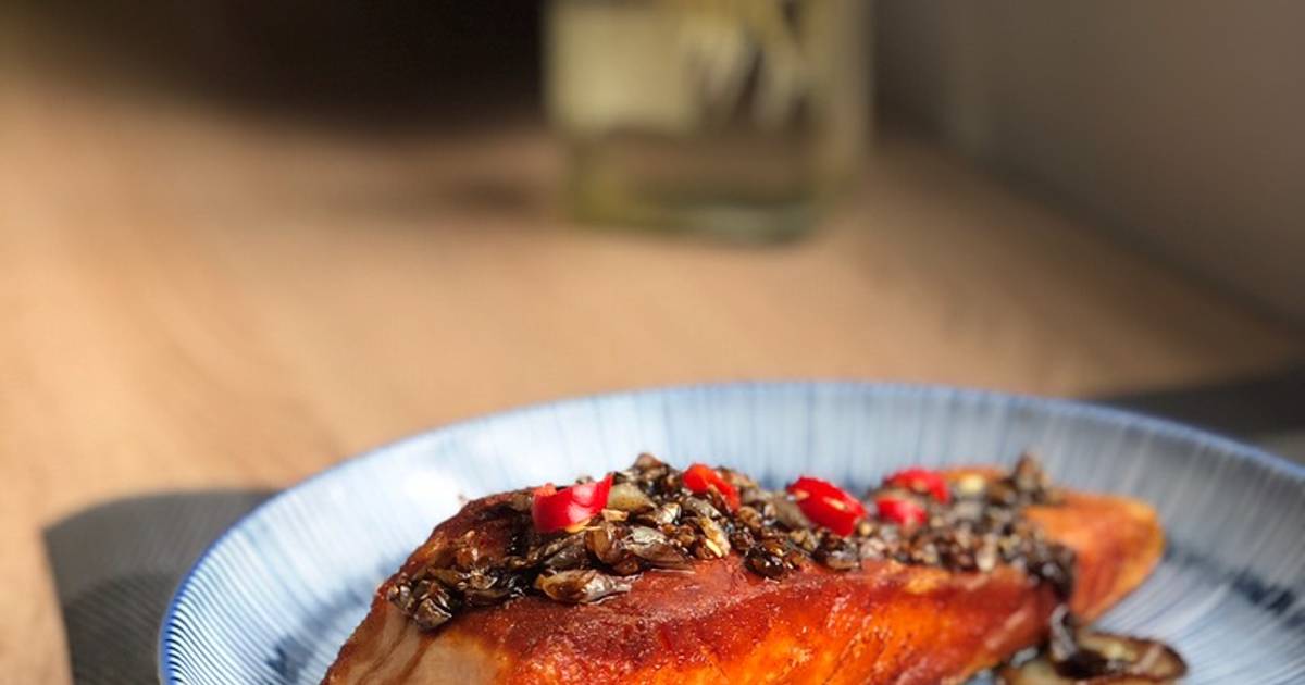 Cá hồi sốt xì dầu