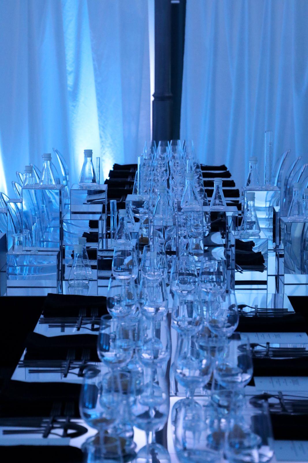 13. LA ROCHE-POSAY — 50TH ANNIVERSARY & ANTHELIOS UVMUNE AIR