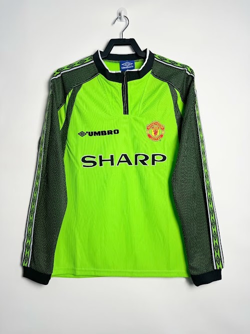 Camiseta de portero verde de manga larga del Manchester United 1998-99.jpg