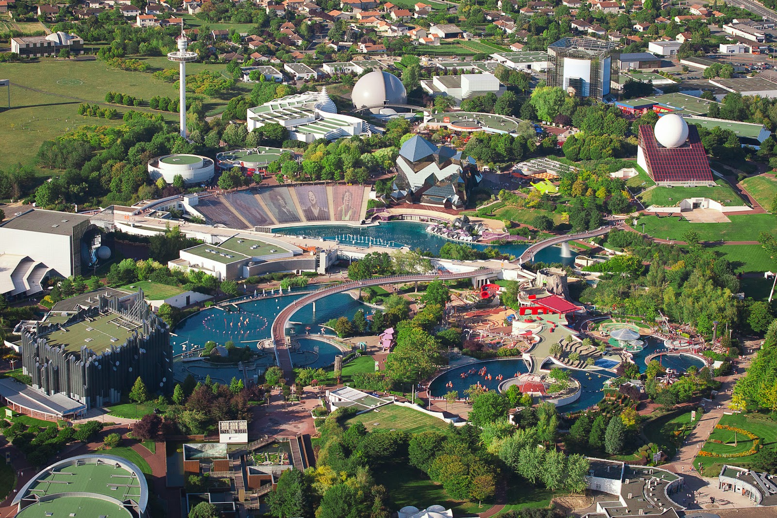 -Groupe Sortie France-: quoi visiter comme beau monument ou batiment ?