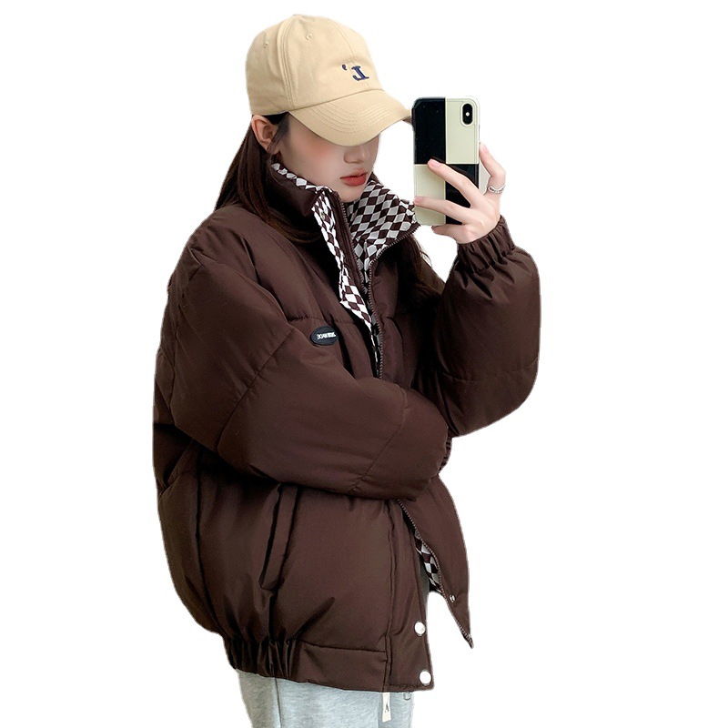 Short women's puffer jacket with stand-up collar