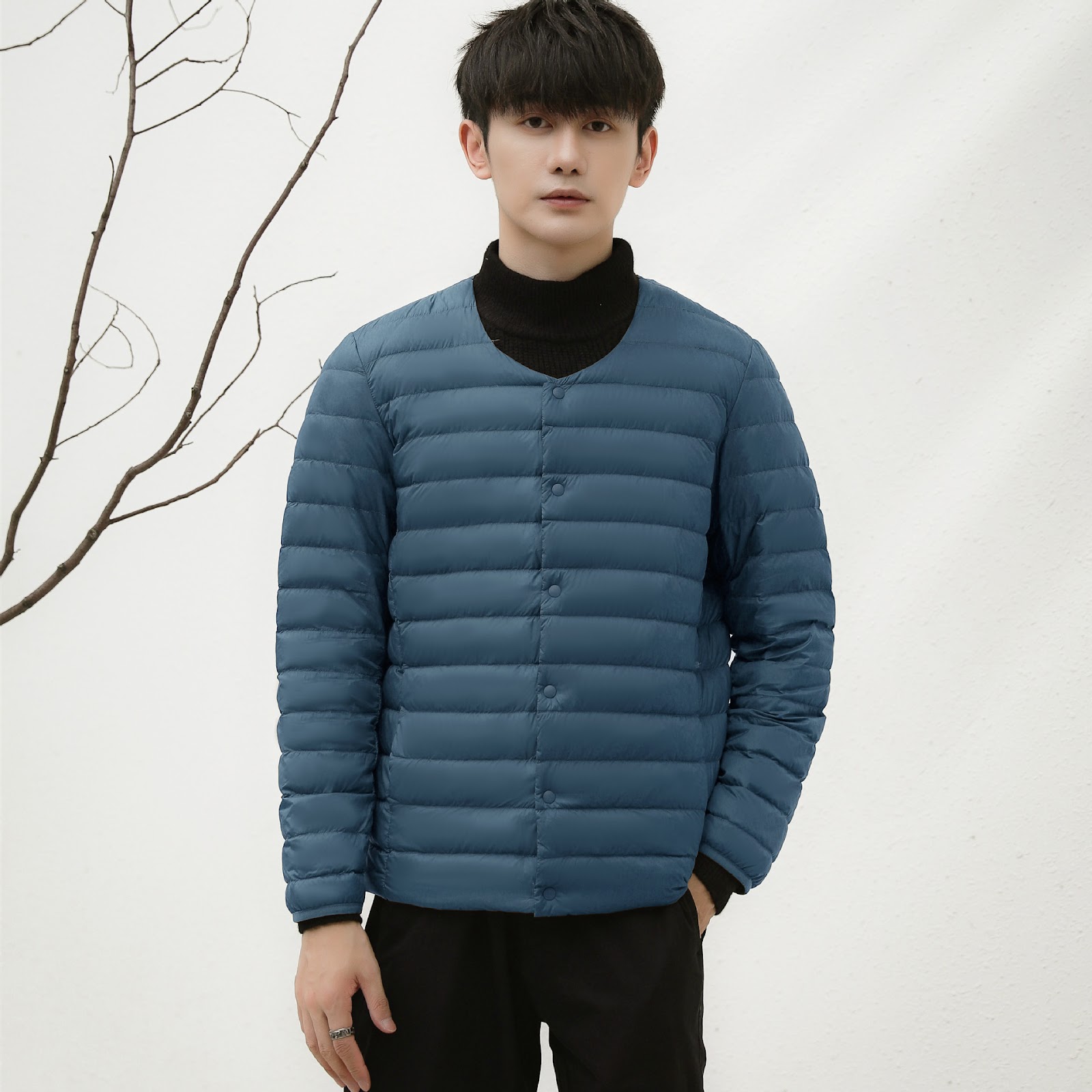 Lightweight men's down jacket, V-neck or round neck