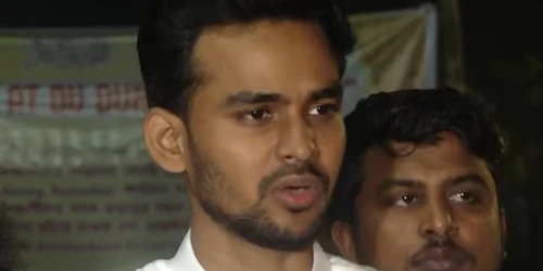 ‘বয়ান তৈরি করে জনগণকে বিভ্রান্ত করার সুযোগ নেই’: রাষ্ট্রপতির সাক্ষাৎকার নিয়ে বিস্ফোরক আসিফ মাহমুদ