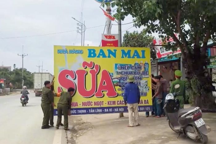 Xã Suối Hai quyết liệt giải tỏa vi phạm hành lang giao thông - Đài Phát thanh và truyền hình Hà Nội