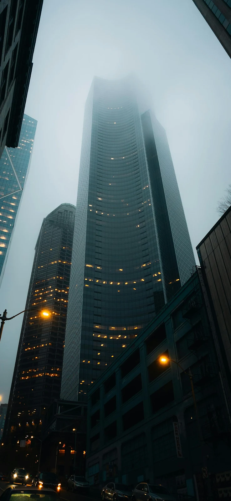 Moody Urban Skyscraper In Fog - Moody City Photography 2K iPhone Wallpaper (1956x4238)