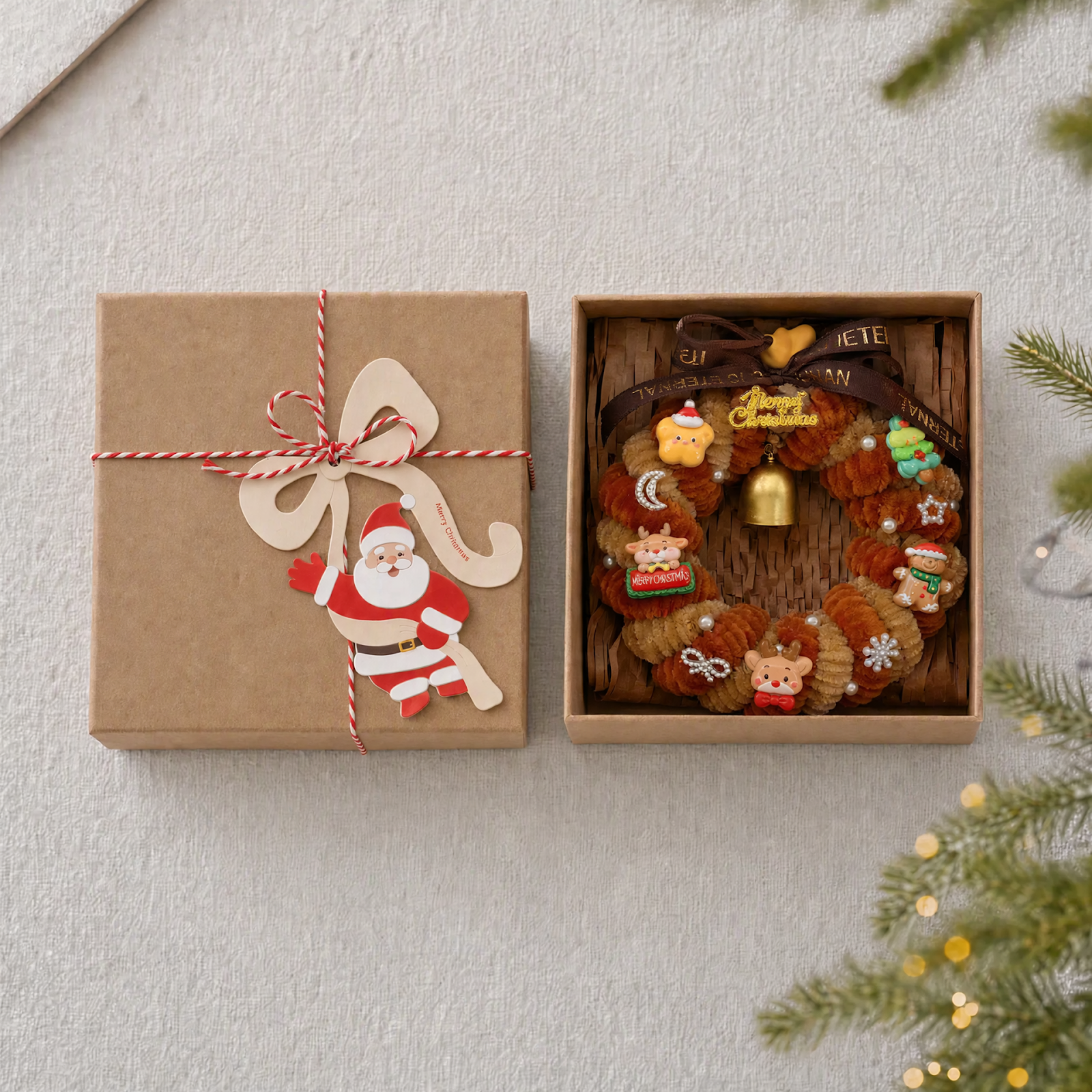 Handgefertir Weihnachtskranz-Anhänger mit Glocken