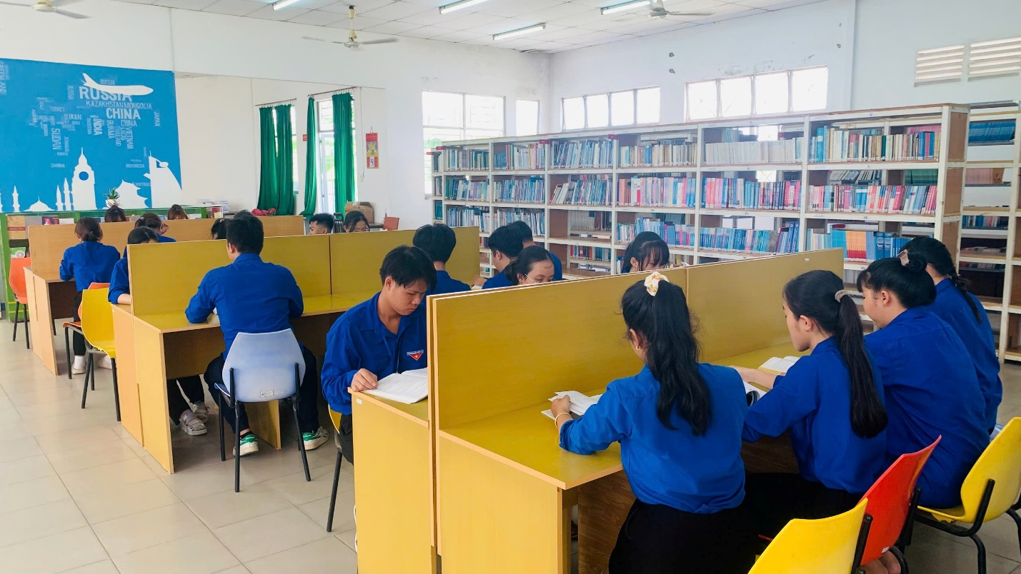 Thư viện – Điểm hẹn lý tưởng cho sinh viên mỗi khi cần tham khảo tài liệu