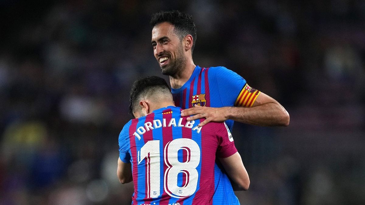 Busquets sắp trở lại Barcelona trên cương vị mới - Tạp chí Tri thức