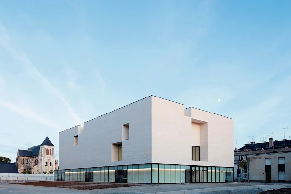 Centre de Création Contemporaine Olivier Debré