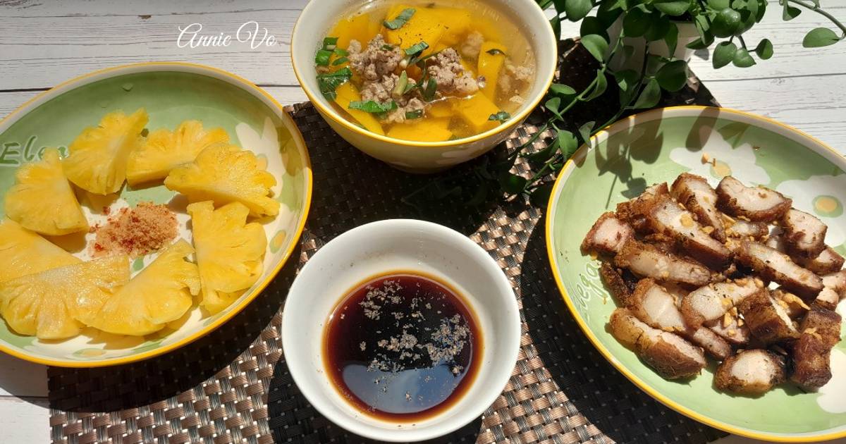 Bữa cơm nhà đơn giản và ngon miệng