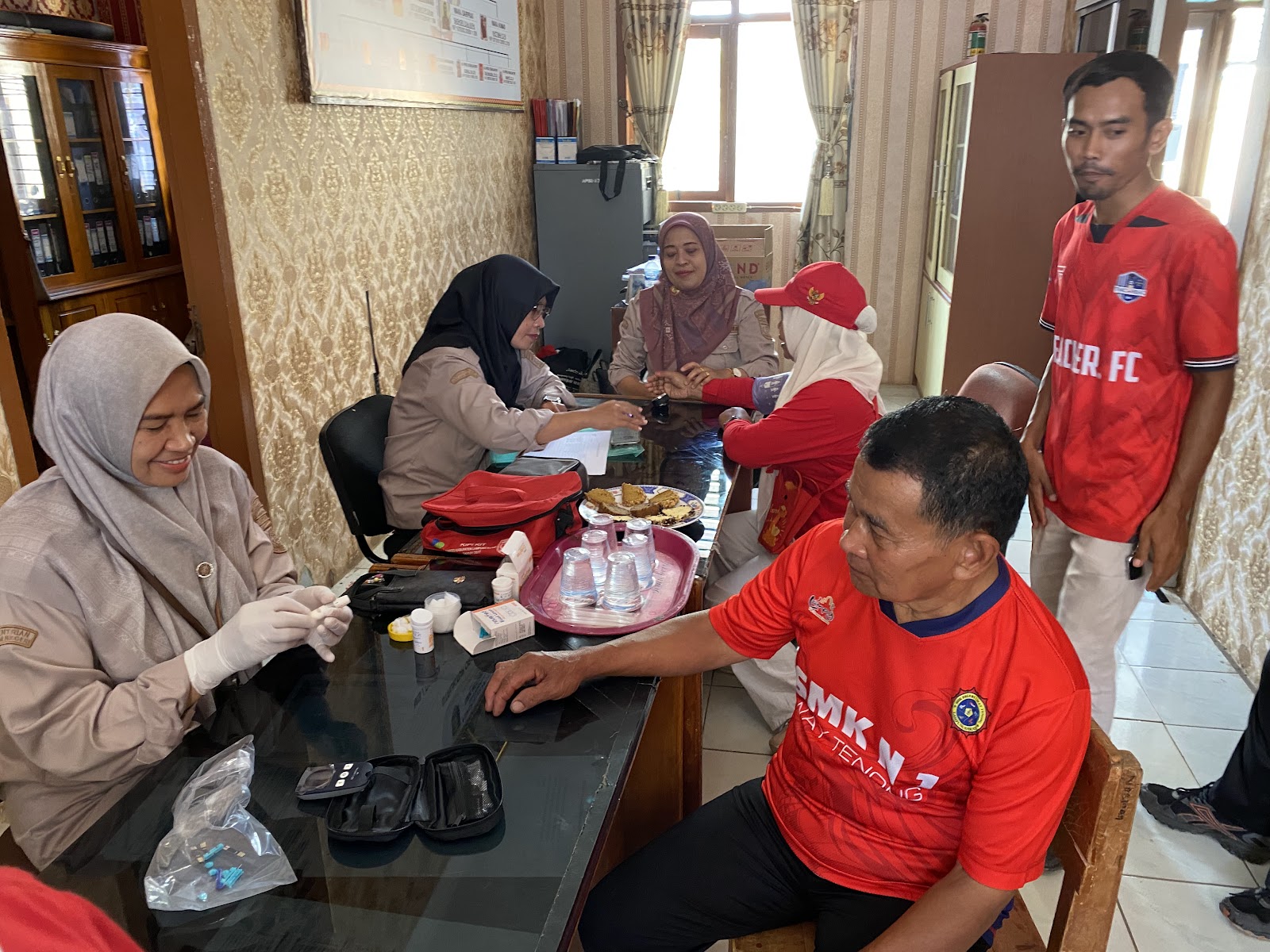 Pemeriksaan Kesehatan Kepala Sekolah & Guru