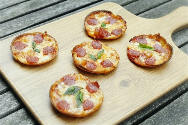 Bánh Pizza Xúc Xích Mini