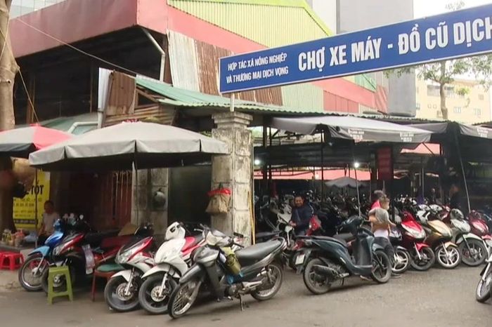 Áp lực chuyển đổi xanh, xe máy cũ dần mất lợi thế - Đài Phát thanh và truyền hình Hà Nội
