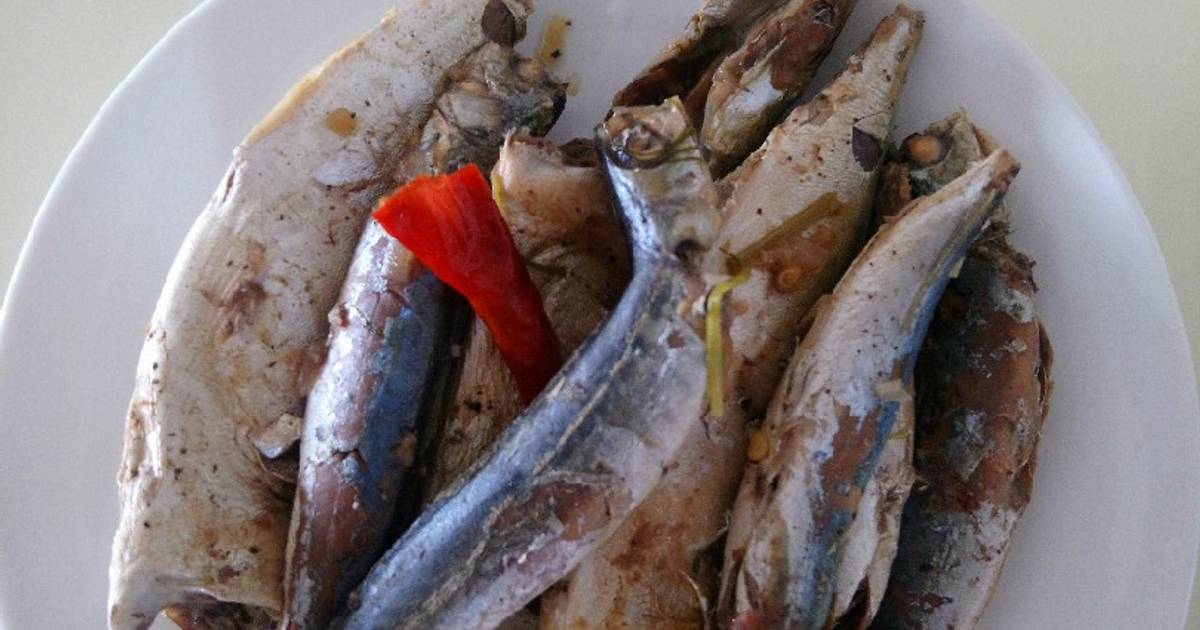Cá nục kho nước tương và dấm