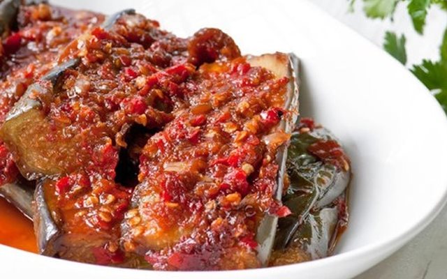 Cà Tím Sốt Me